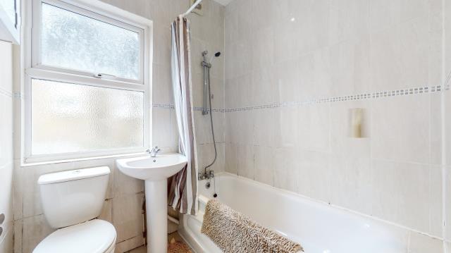 Photo of Flat 4 274 Holmesdale Road, South Norwood