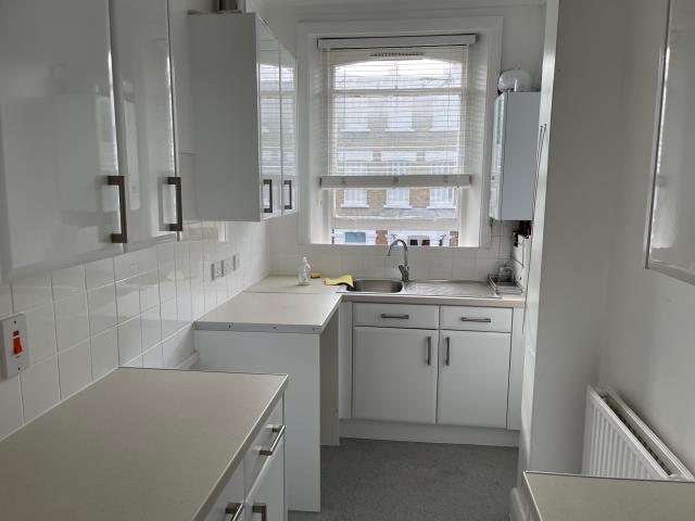 Photo of Flat C, 12 Minford Gardens, London
