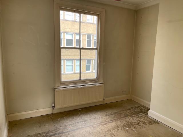 Photo of Flat C, 12 Minford Gardens, London