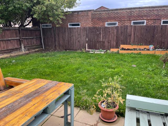 Photo of 1 Northolt Avenue, Ruislip