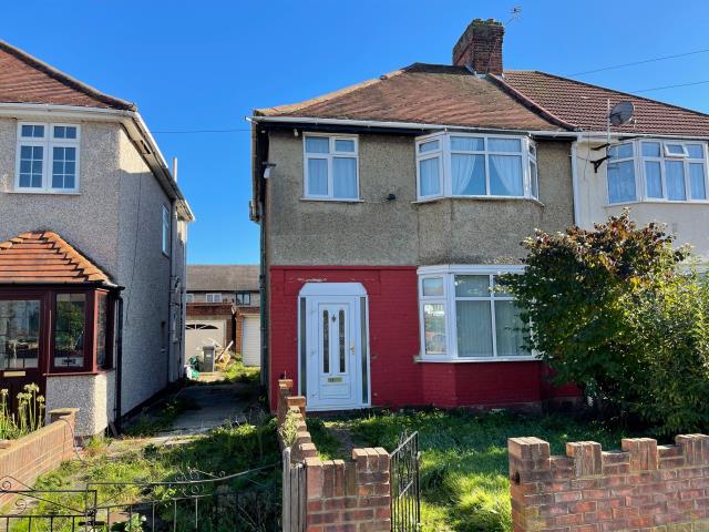 Photo of 26 Munster Avenue, Hounslow, Middlesex