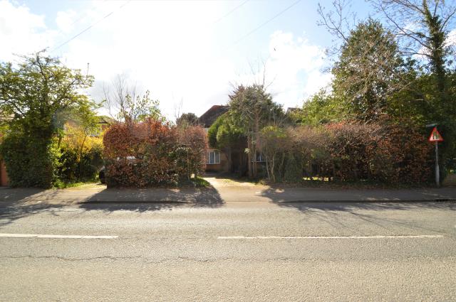 Photo of 14 Langley Road, Langley, Berkshire